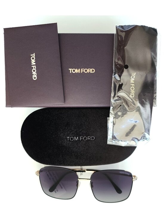 Tom Ford TF894-K 05B 59mm Oversized Square Sunglasses Black Gold / Gradient main image 3